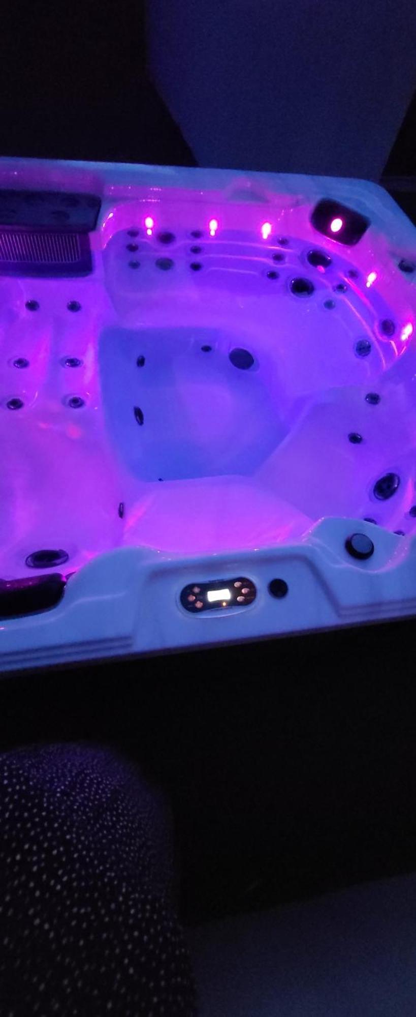 Le Beluga Spa Nantes Bouguenais Aeroport エクステリア 写真